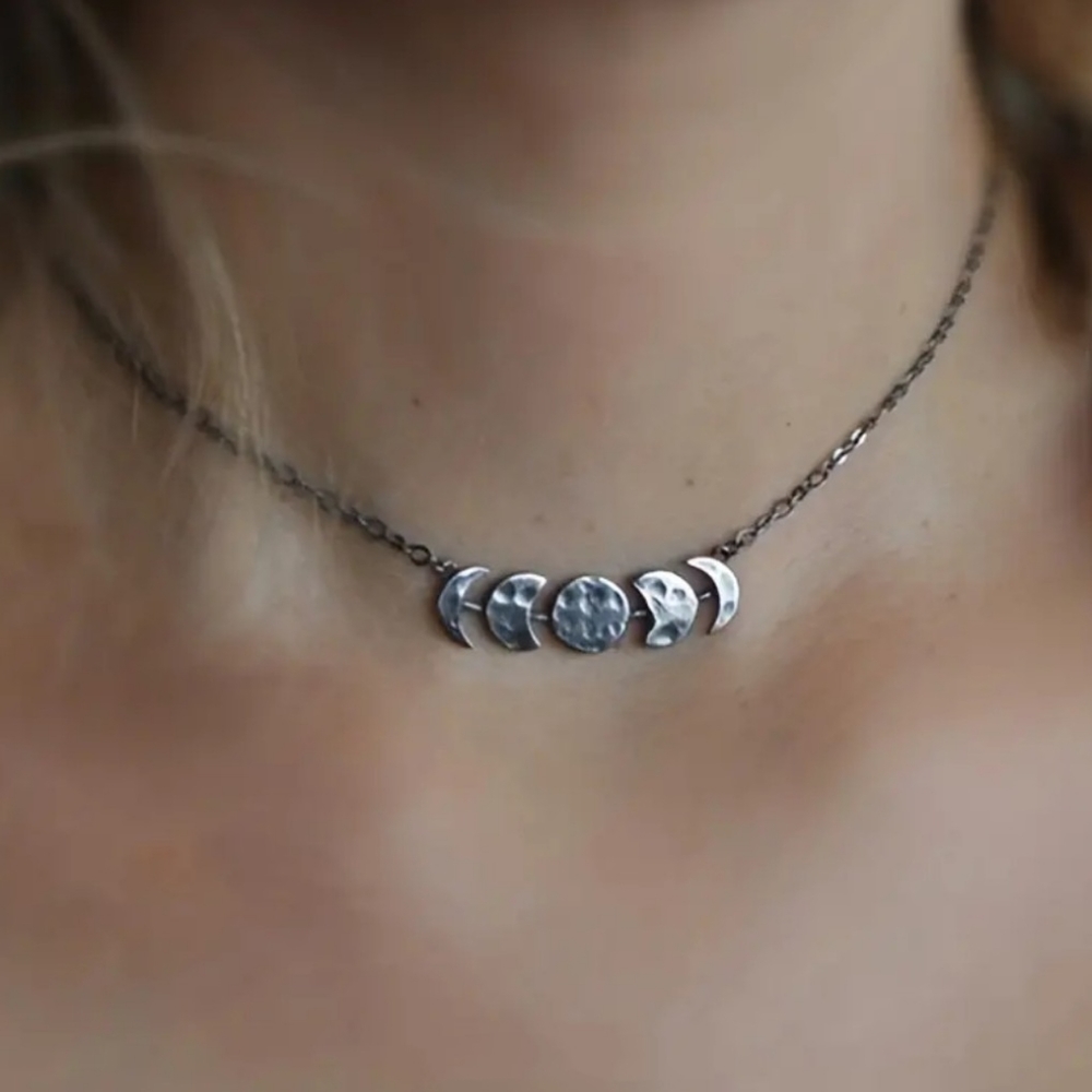 🍉5 for $25* Moon Phase Necklace
